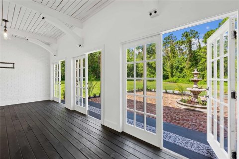 House in Dade City, Florida 3 bedrooms, 271.09 sq.m. № 1894754 - photo 9