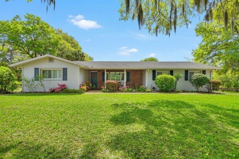 Casa en DeLand, Florida 3 dormitorios, 159.14 m2 № 2094136