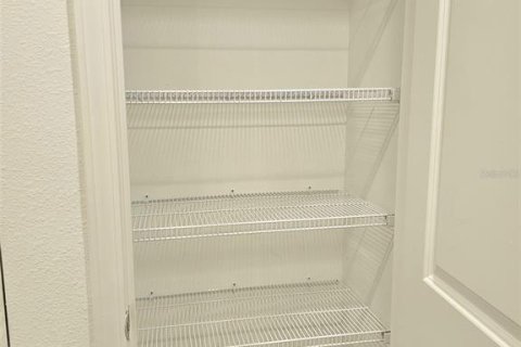 House in Haines City, Florida 4 bedrooms, 148.46 sq.m. № 1917238 - photo 6