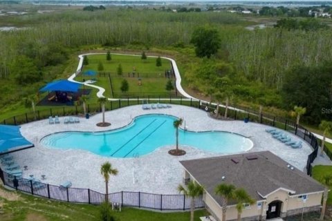 House in Haines City, Florida 4 bedrooms, 148.46 sq.m. № 1917238 - photo 17