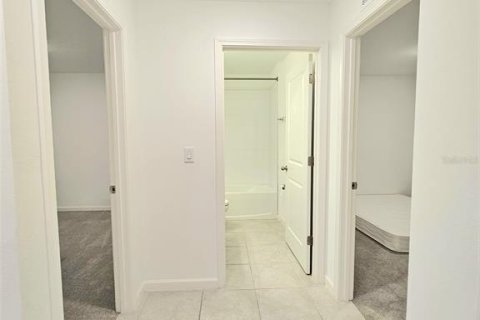 House in Haines City, Florida 4 bedrooms, 148.46 sq.m. № 1917238 - photo 13