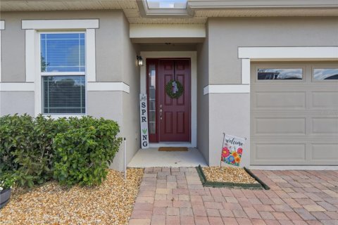 House in DeLand, Florida 4 bedrooms, 221.11 sq.m. № 2116203