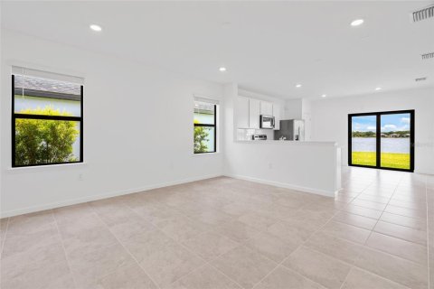 Villa ou maison à louer à Sarasota, Floride: 3 chambres, 115.66 m2 № 1841671 - photo 5