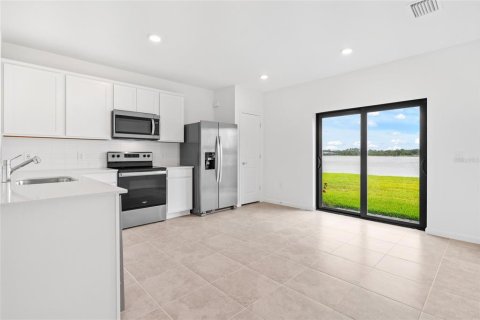 Villa ou maison à louer à Sarasota, Floride: 3 chambres, 115.66 m2 № 1841671 - photo 4