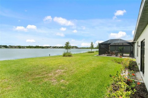 Villa ou maison à louer à Sarasota, Floride: 3 chambres, 115.66 m2 № 1841671 - photo 2