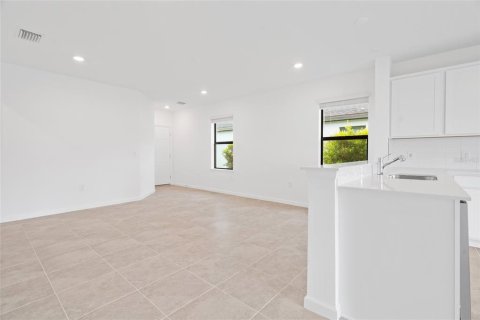 Villa ou maison à louer à Sarasota, Floride: 3 chambres, 115.66 m2 № 1841671 - photo 6