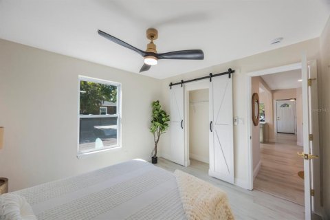 House in Saint Petersburg, Florida 2 bedrooms, 81.29 sq.m. № 1586675 - photo 25