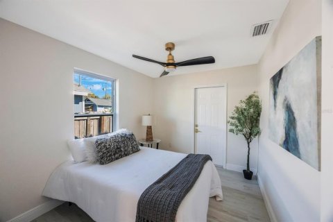 House in Saint Petersburg, Florida 2 bedrooms, 81.29 sq.m. № 1586675 - photo 20