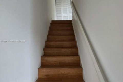 Appartement à louer à Miami, Floride: 2 chambres, 131.46 m2 № 1966322 - photo 6