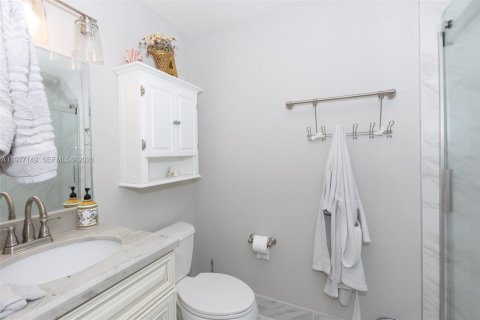 Купить кондоминиум в Дейви, Флорида 2 спальни, 109.9м2, № 2042493 - фото 17