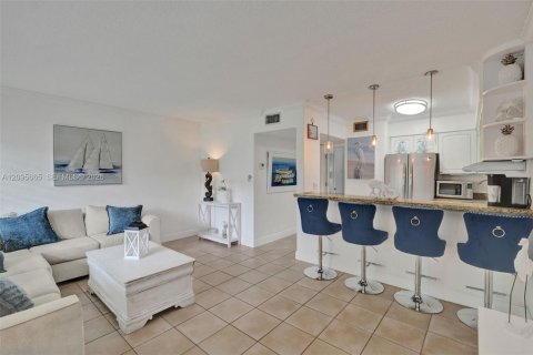 Condo in Wilton Manors, Florida, 1 bedroom № 2392584