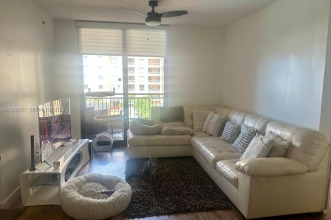 Кондоминиум с 2 спальнями в Форт-Лодердейл, Флорида № 2050720