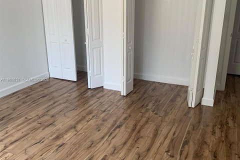 Снять в аренду кондоминиум в Форт-Лодердейл, Флорида 2 спальни, 114.08м2, № 2050720 - фото 5