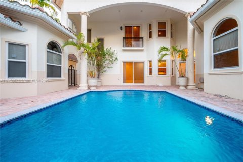 Villa ou maison à vendre à Hollywood, Floride: 4 chambres, 355.17 m2 № 1957993 - photo 5