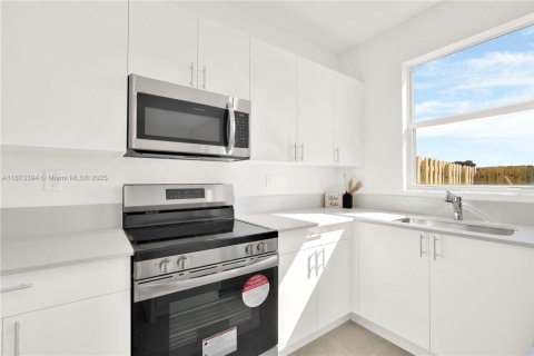 Villa ou maison à vendre à Homestead, Floride: 3 chambres, 138.33 m2 № 1898083 - photo 13