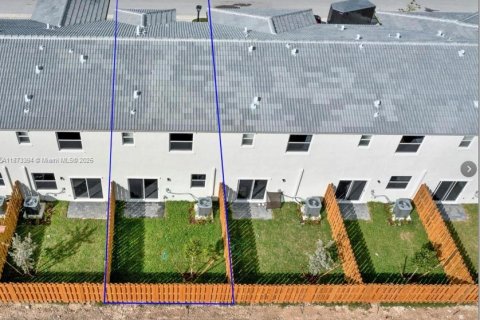 Villa ou maison à vendre à Homestead, Floride: 3 chambres, 138.33 m2 № 1898083 - photo 25