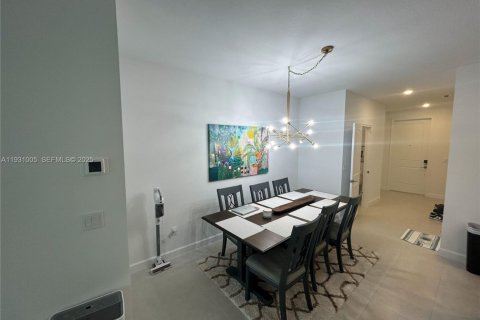 Villa ou maison à louer à Port St. Lucie, Floride: 3 chambres, 151.62 m2 № 1990524 - photo 5