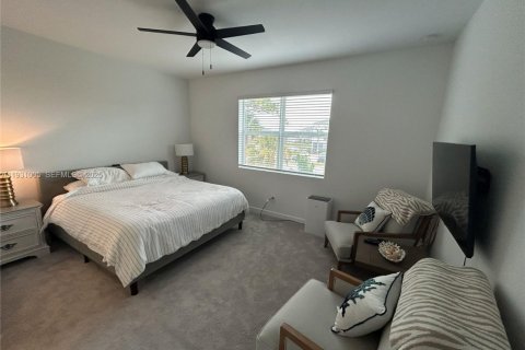 Villa ou maison à louer à Port St. Lucie, Floride: 3 chambres, 151.62 m2 № 1990524 - photo 6