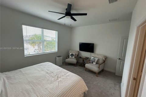Villa ou maison à louer à Port St. Lucie, Floride: 3 chambres, 151.62 m2 № 1990524 - photo 7