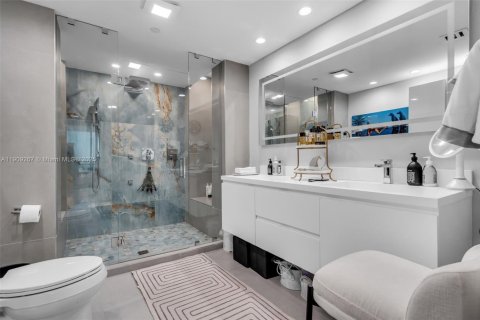 Copropriété à vendre à Miami Beach, Floride: 2 chambres, 157.93 m2 № 1967663 - photo 22
