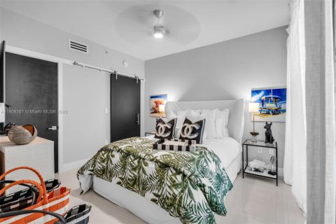 Copropriété à vendre à Miami Beach, Floride: 2 chambres, 157.93 m2 № 1967663 - photo 12