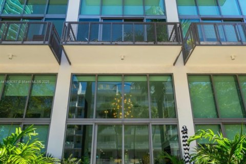 Copropriété à vendre à Miami Beach, Floride: 2 chambres, 157.93 m2 № 1967663 - photo 27