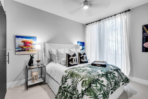 Copropriété à vendre à Miami Beach, Floride: 2 chambres, 157.93 m2 № 1967663 - photo 13