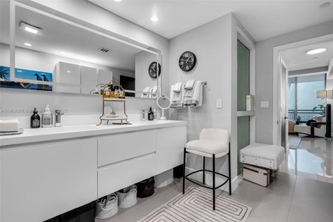 Copropriété à vendre à Miami Beach, Floride: 2 chambres, 157.93 m2 № 1967663 - photo 23