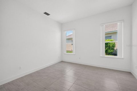 Villa ou maison à vendre à Port Orange, Floride: 4 chambres, 317.82 m2 № 2221117 - photo 16