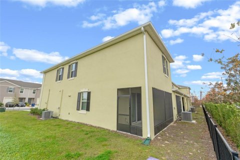 Townhouse in Howey-in-the-Hills, Florida 3 bedrooms, 163.32 sq.m. № 2101302 - photo 21