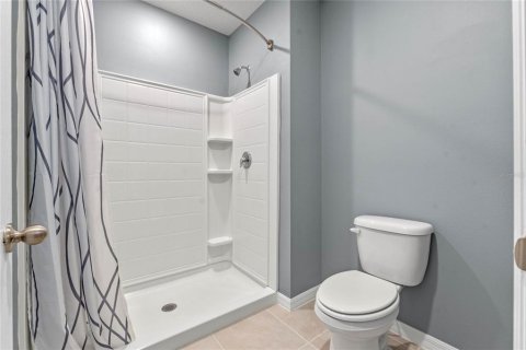 Townhouse in Howey-in-the-Hills, Florida 3 bedrooms, 163.32 sq.m. № 2101302 - photo 15