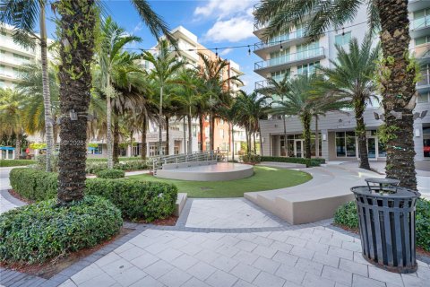 Купить кондоминиум в Дорал, Флорида 1 спальня, 91.88м2, № 2006722 - фото 23