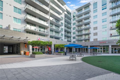 Купить кондоминиум в Дорал, Флорида 1 спальня, 91.88м2, № 2006722 - фото 28