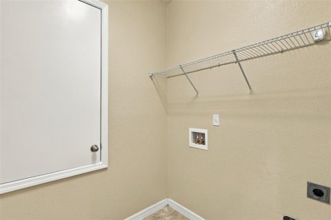 House in Orlando, Florida 4 bedrooms, 181.81 sq.m. № 2413900 - photo 24
