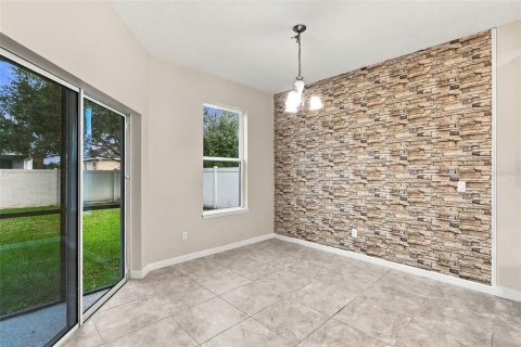 House in Orlando, Florida 4 bedrooms, 181.81 sq.m. № 2413900 - photo 19