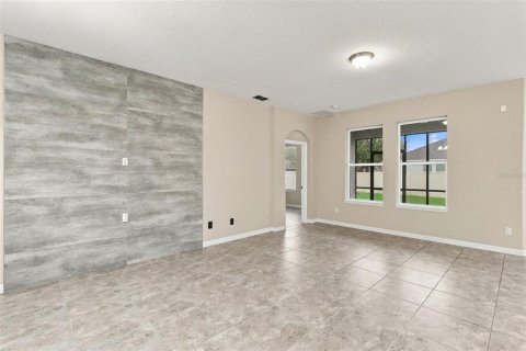 House in Orlando, Florida 4 bedrooms, 181.81 sq.m. № 2413900 - photo 6