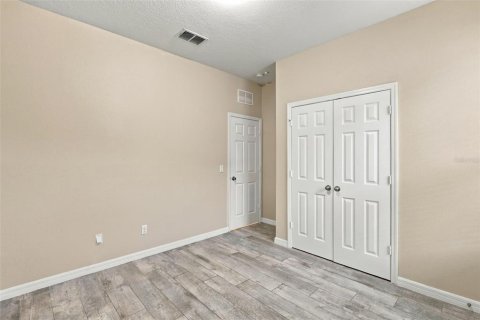 House in Orlando, Florida 4 bedrooms, 181.81 sq.m. № 2413900 - photo 29