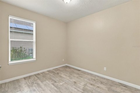 House in Orlando, Florida 4 bedrooms, 181.81 sq.m. № 2413900 - photo 28
