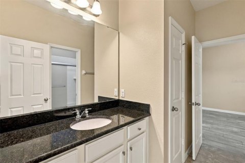 House in Orlando, Florida 4 bedrooms, 181.81 sq.m. № 2413900 - photo 30
