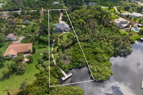 Villa ou maison à vendre à Englewood, Floride: 3 chambres, 266.07 m2 № 2396523 - photo 3