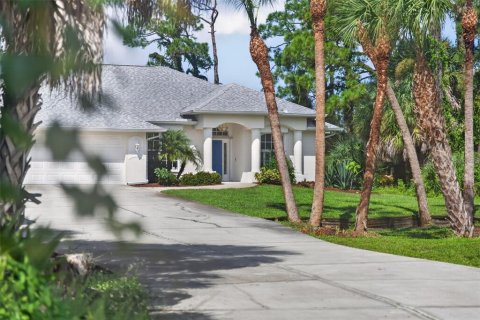Villa ou maison à vendre à Englewood, Floride: 3 chambres, 266.07 m2 № 2396523 - photo 4