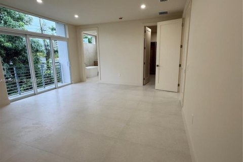 Villa ou maison à louer à Miami, Floride: 5 chambres № 2390148 - photo 17