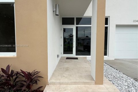 Villa ou maison à louer à Miami, Floride: 5 chambres № 2390148 - photo 7