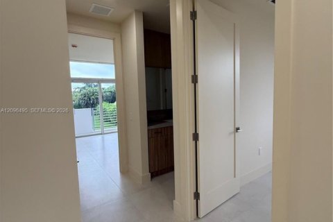 Villa ou maison à louer à Miami, Floride: 5 chambres № 2390148 - photo 24