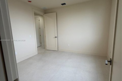 Villa ou maison à louer à Miami, Floride: 5 chambres № 2390148 - photo 27