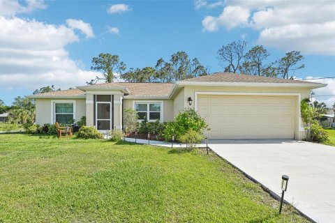 House in North Port, Florida 3 bedrooms, 132.57 sq.m. № 1629713 - photo 1