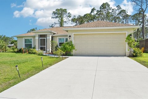 House in North Port, Florida 3 bedrooms, 132.57 sq.m. № 1629713 - photo 2