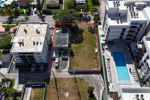 Immobilier commercial à vendre à Hollywood, Floride № 2017292 - photo 9