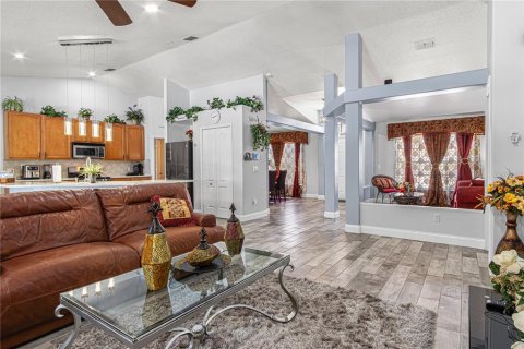 Casa en venta en Davenport, Florida, 5 dormitorios, 258.55 m2 № 1810066 - foto 12