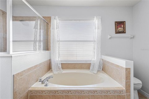 Casa en venta en Davenport, Florida, 5 dormitorios, 258.55 m2 № 1810066 - foto 29